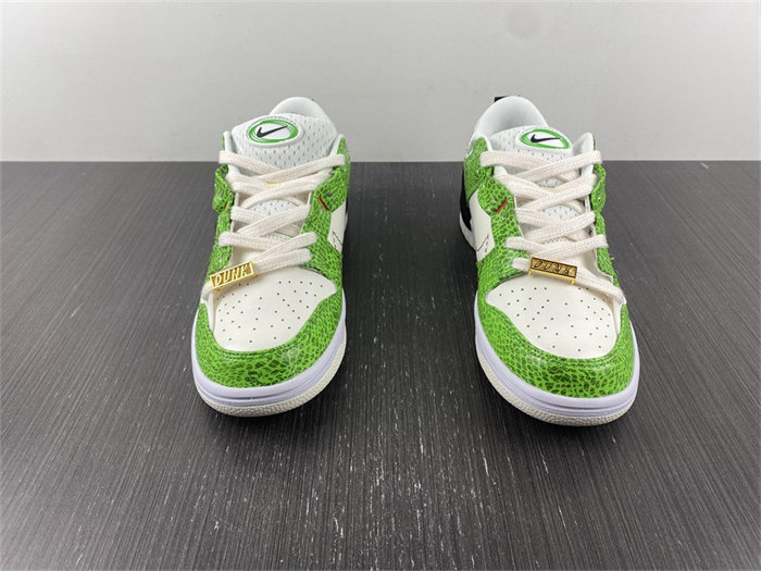 Nike Dunk Low Disrupt 2 Just Do It Snakeskin Green DV1491-101