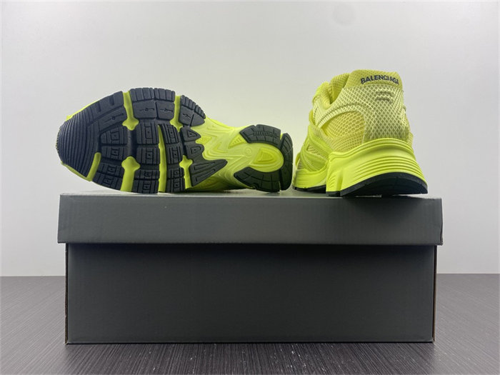 blcg phanT0m yellow 678869 w2e93 3310