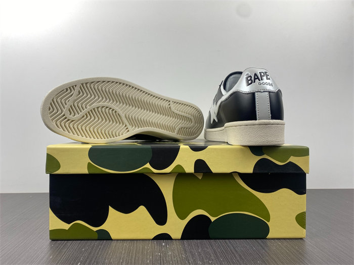 BAPE