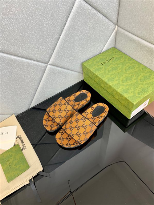 Gocci Slipper
