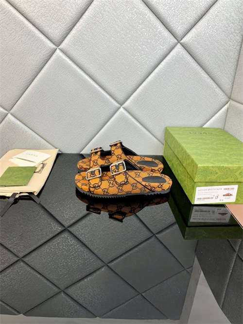 Gocci Slipper