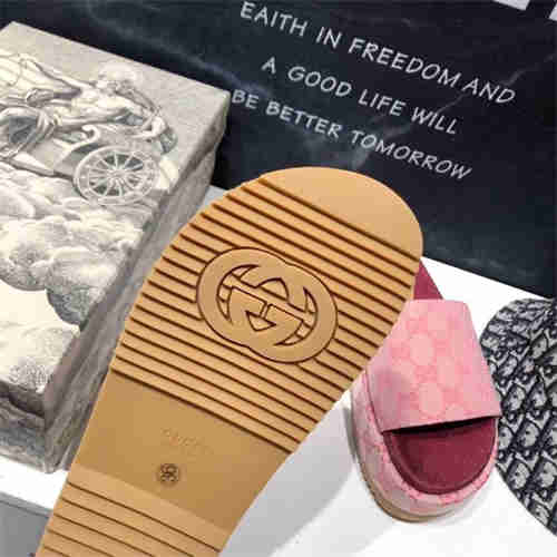 Gocci Slipper
