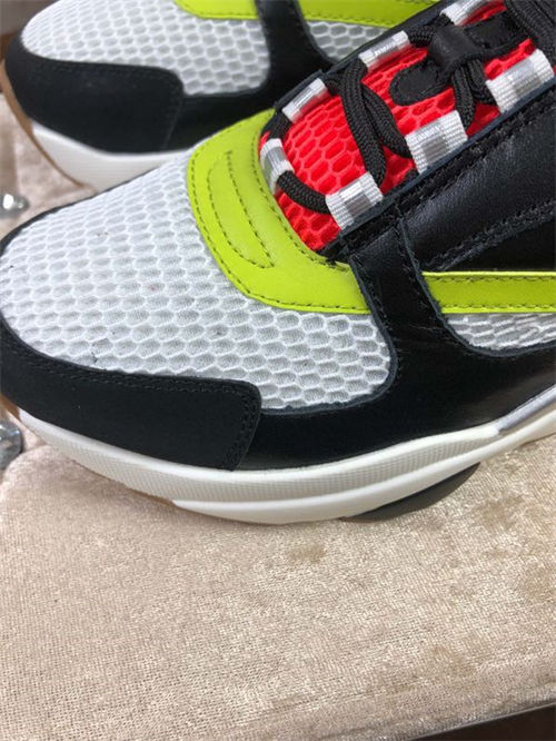 DR B22 SNEAKER