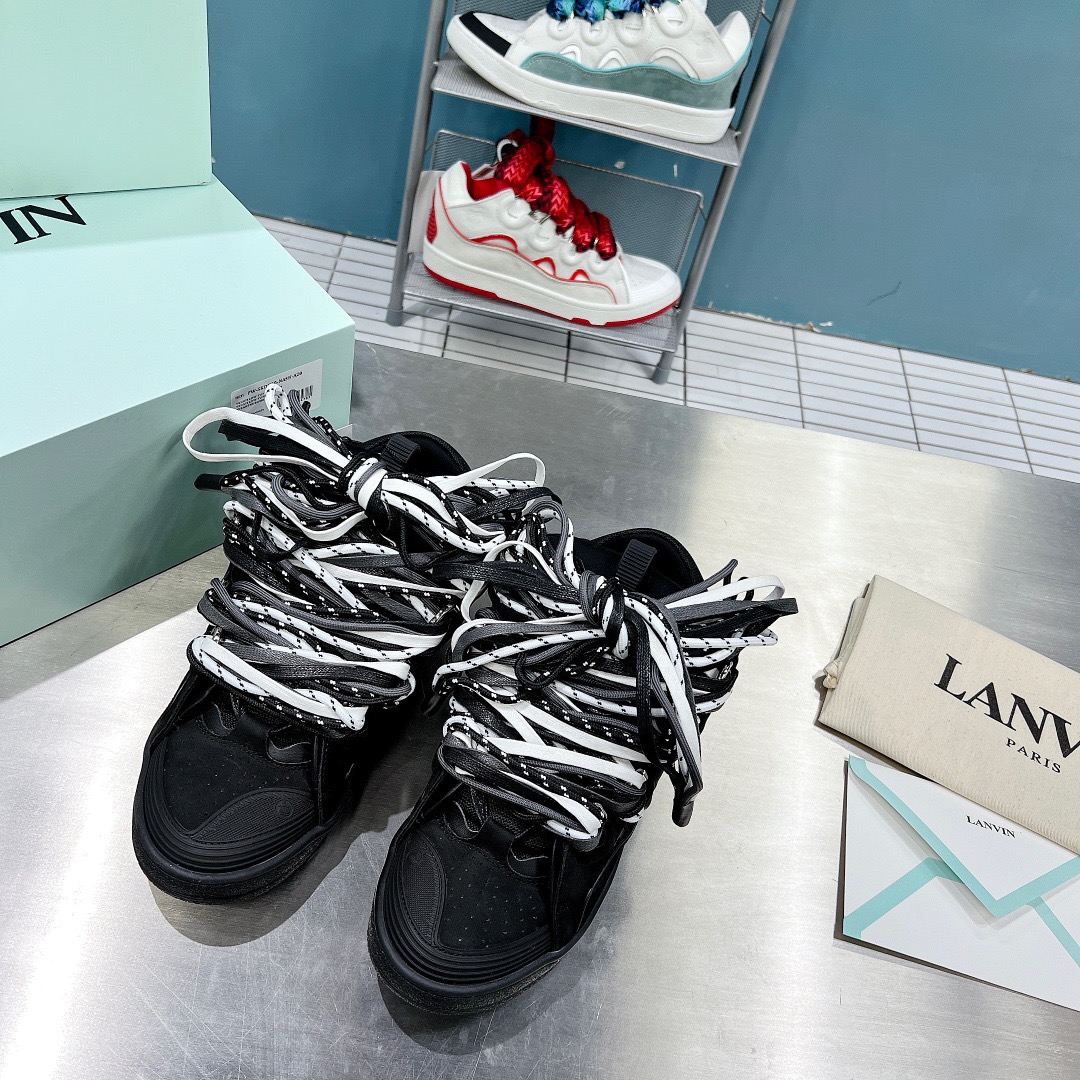 Lanvon Leather Curb 8