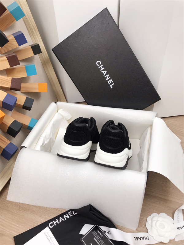 Chanal Sneakers