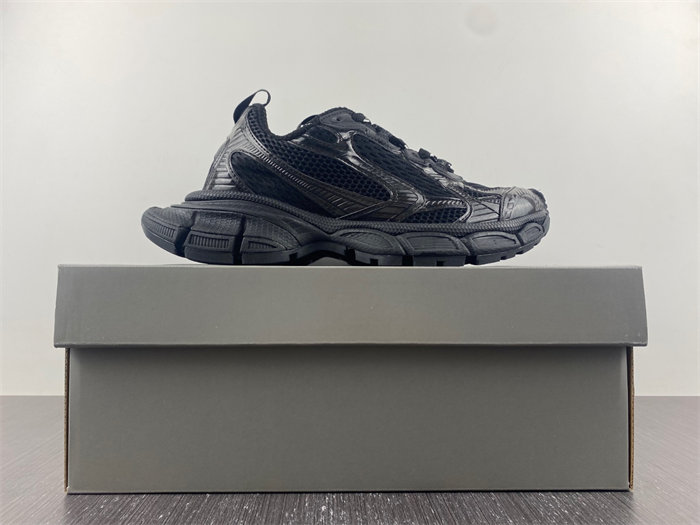 ba*len*cia*ga -phanT0m sneaker