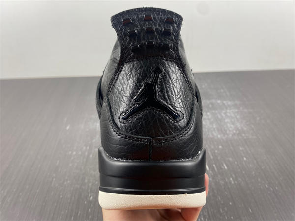 air jordan 4 preM1vm black 819139-010