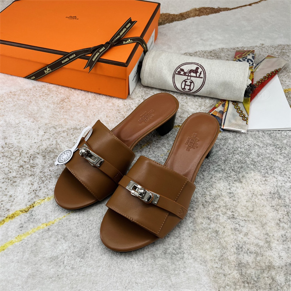 H Slipper