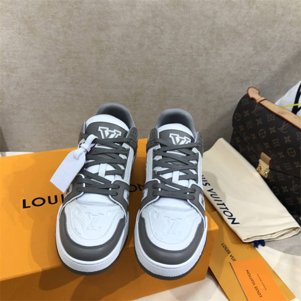 LV125