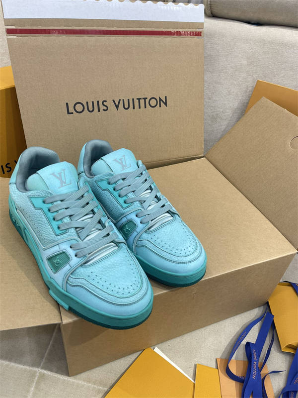 LV157