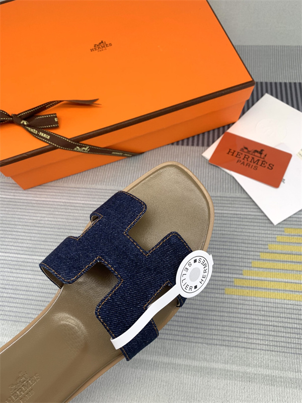 H Slipper