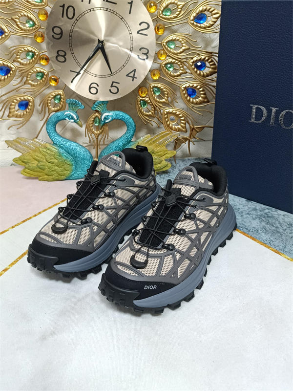 Dr B31 Sneaker