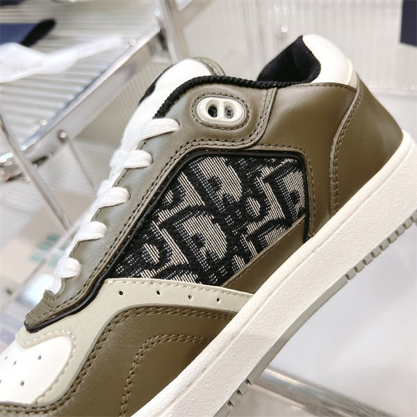 Dr B27 Sneaker