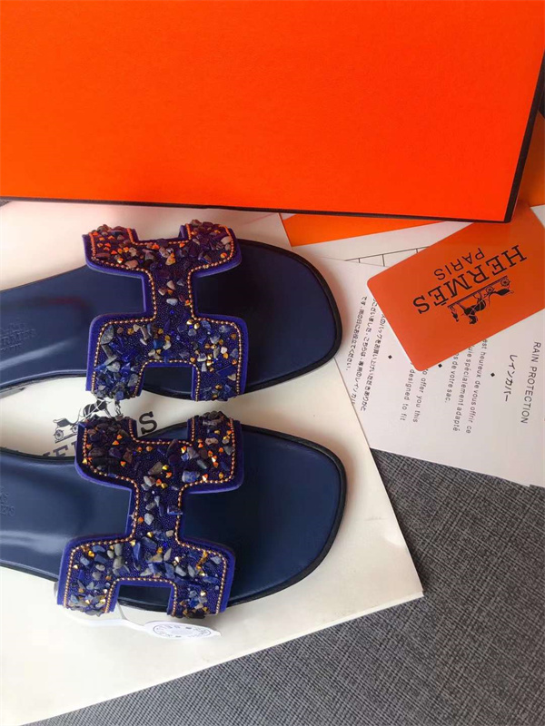 H Slipper