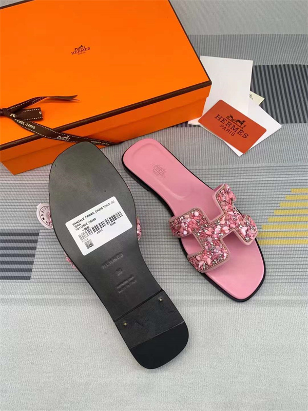 H Slipper
