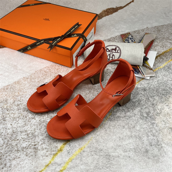 H Sandals