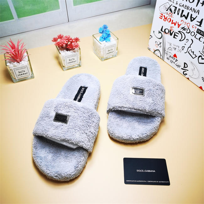 DG slipper