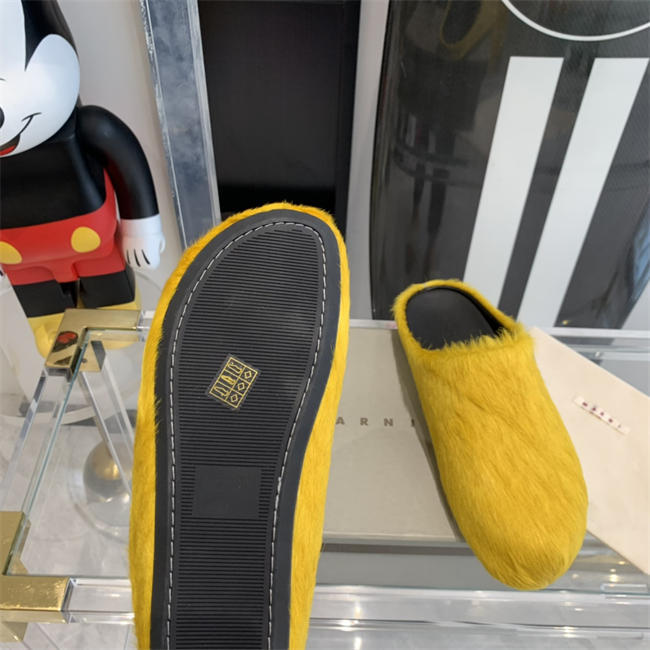 Ma*n1 slipper