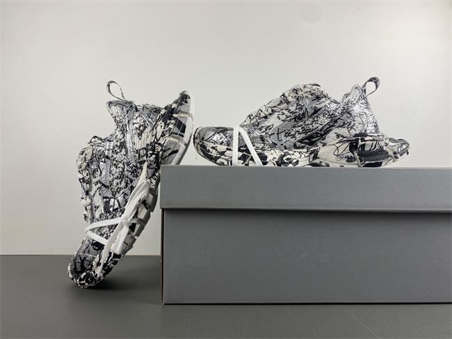 ba*len*cia*ga -phanT0m sneaker 734734 w2rg3 9010