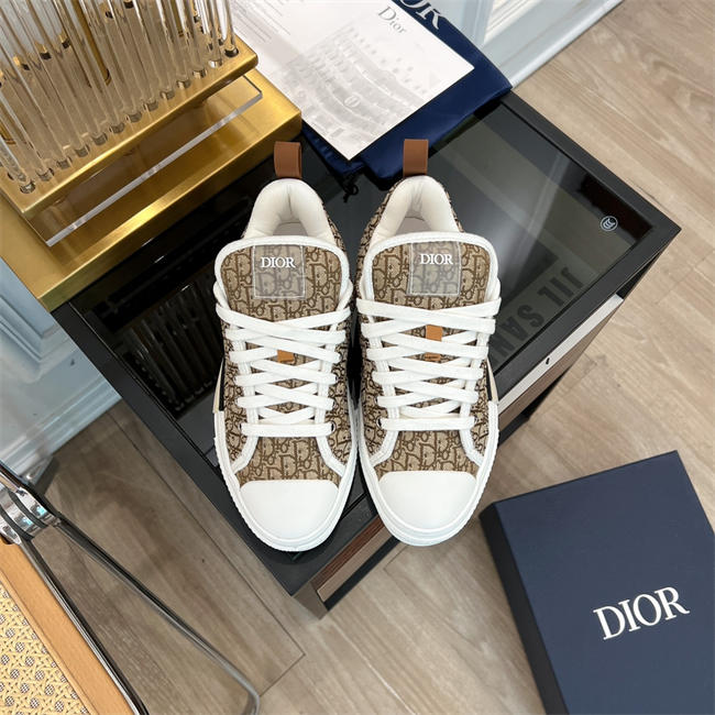 D*or b23 low top