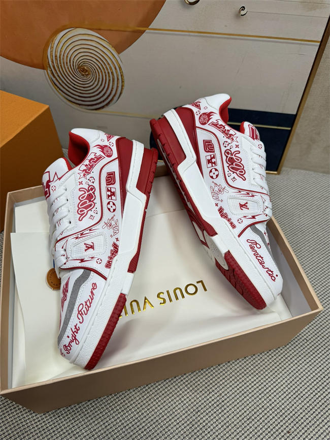 Lv Trainer Sneaker
