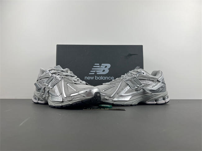 new Ba1an*e concrete silver metallic  m1906ag