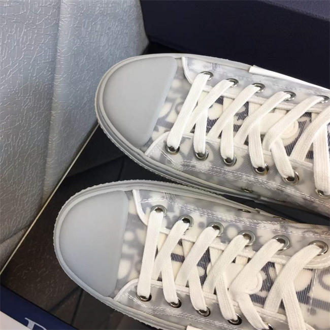 D10r sneaker