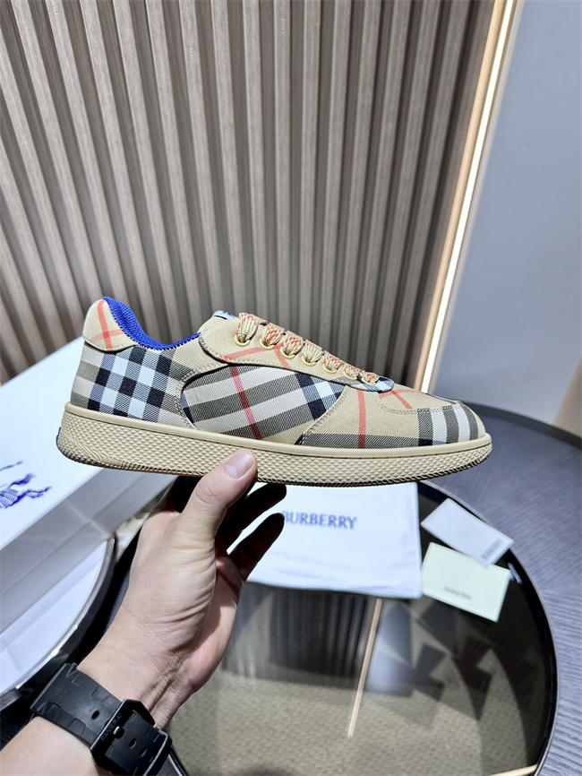 Bv*b*rry sneaker
